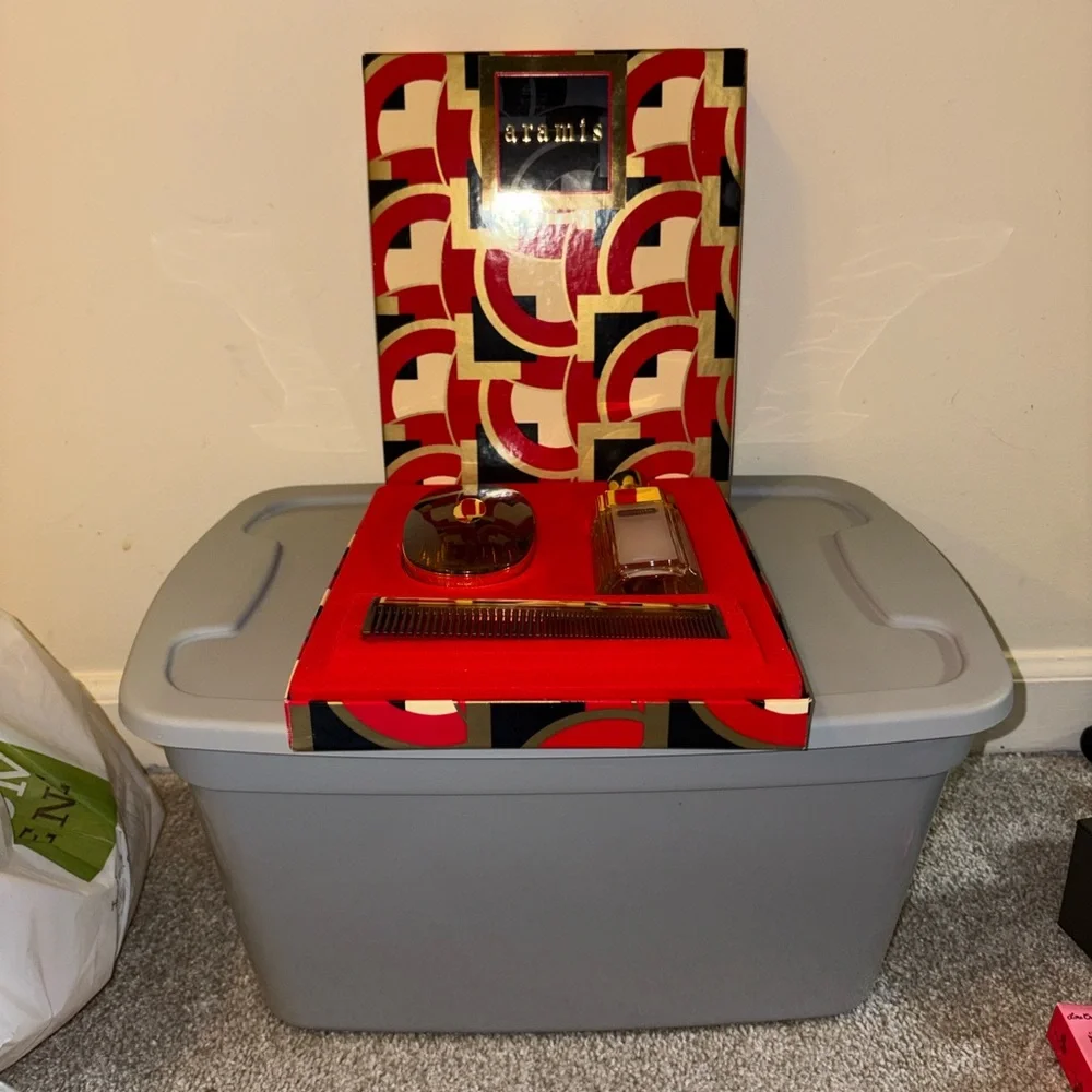 Aramis Grooming Set Original Box Vintage